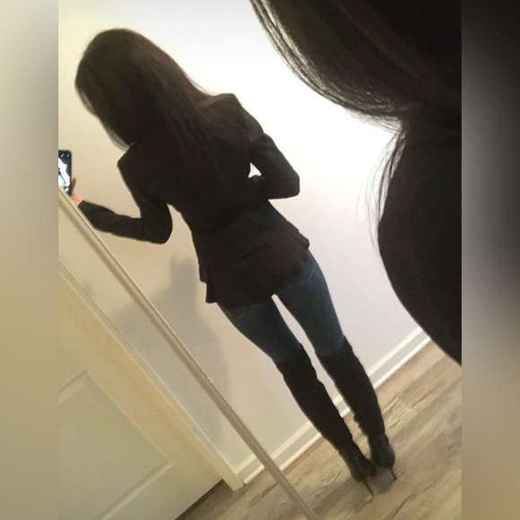 Elizabeth and James 0 black suit blazer - Picture 2 of 6